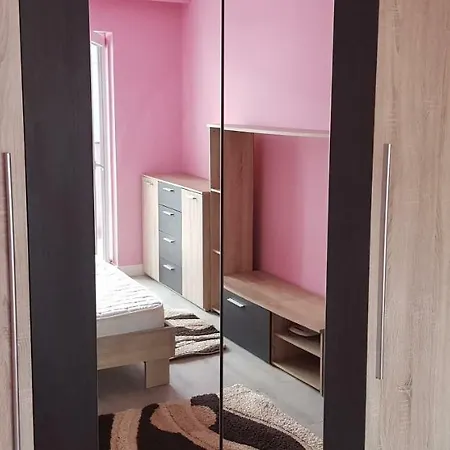 Apartament *
